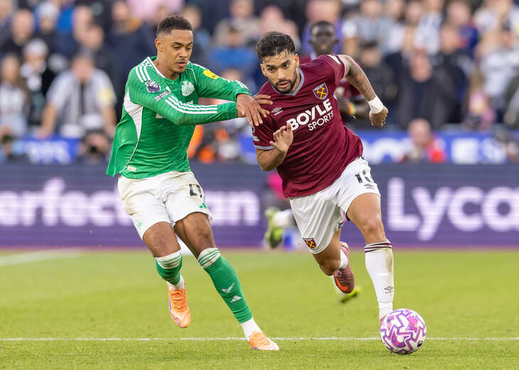 Лукас Пакета (справа)