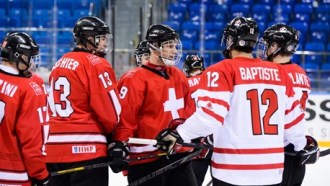 Хоккеисты сборной Канады