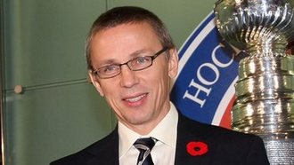 Игорь Ларионов