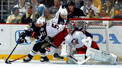 Сергей Бобровский не спас «Коламбус» от поражения в первом матче с «Питтсбургом»