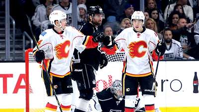 «Флэймз» обыграли действующего обладателя Кубка Стэнли