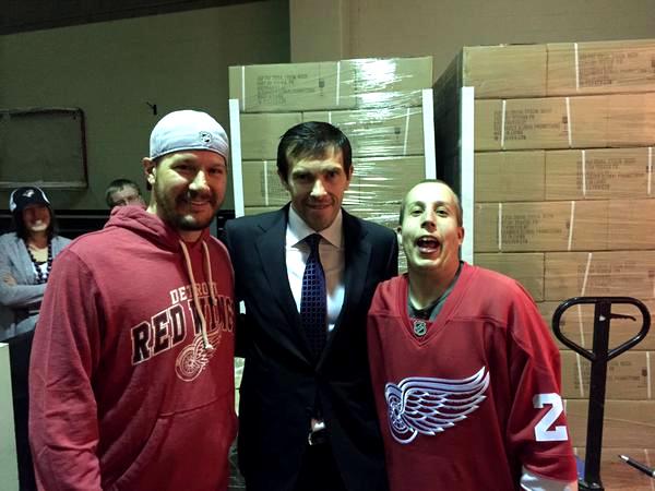 «Встреча с новыми друзьями после игры в Финиксе. Мы возвращаемся домой!»