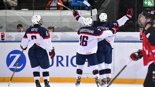 Американские хоккеисты разгромили сверстников из Канады