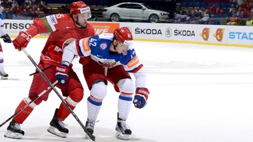 Артем Анисимов