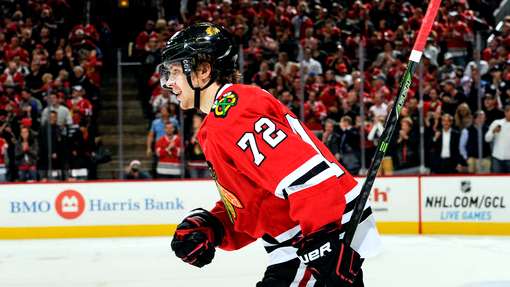 Артемий Панарин забросил первую шайбу в НХЛ уже в дебютном матче