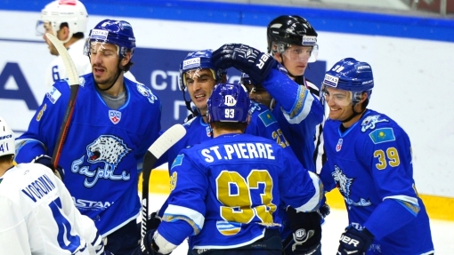 Хоккеисты «Барыса»