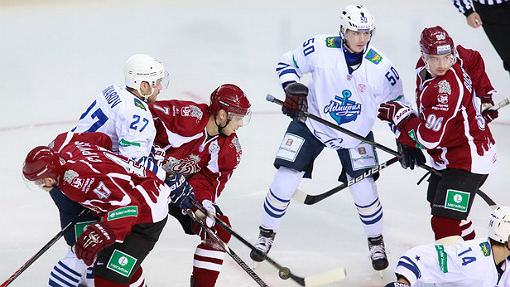 «Динамо» — «Адмирал»