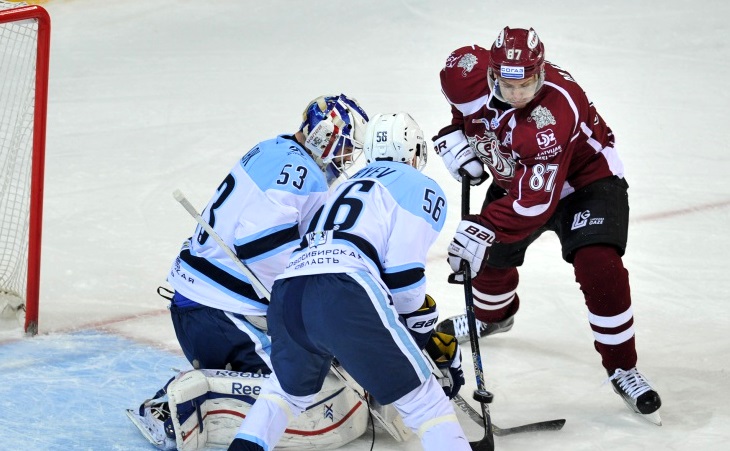 «Сибирь» проиграла в Риге