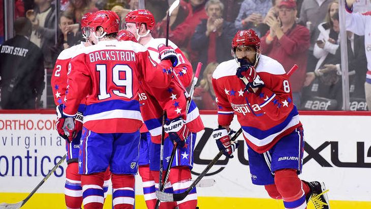 Александр Овечкин с партнерами по команде