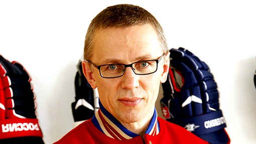 Игорь Ларионов