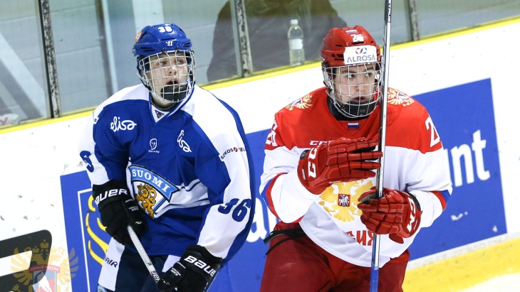 Сборная России с пятью очками вышла в лидеры группы B