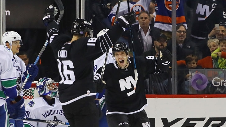 Николай Кулемин помог «Айлендерс» победить «Ванкувер»