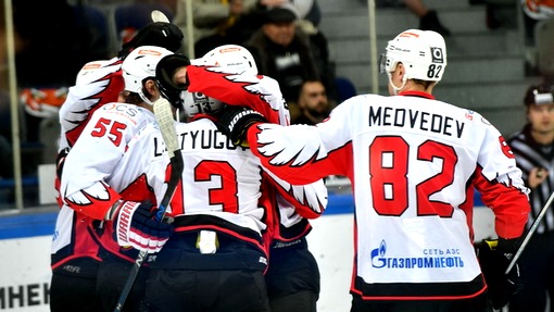 «Авангард» выиграл пятый матч кряду
