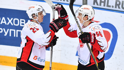 Хоккеисты «Авангарда»