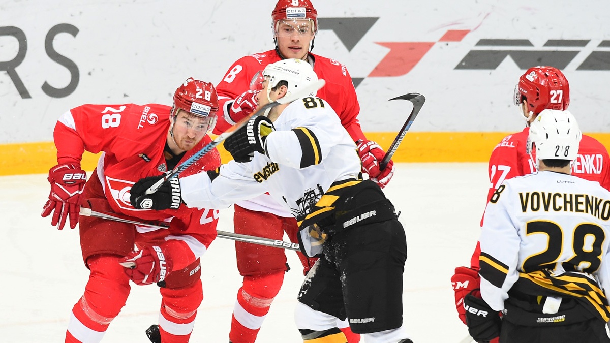 Москвичи прервали свою 10-матчевую серию поражений