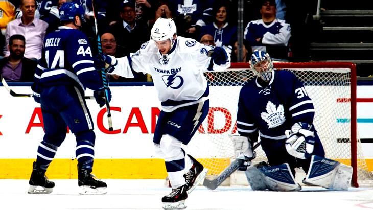 «Тампа-Бэй» выиграла в Торонто