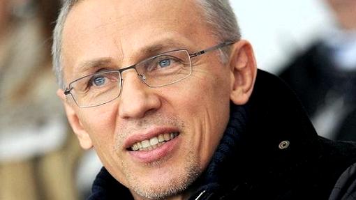 Игорь Ларионов