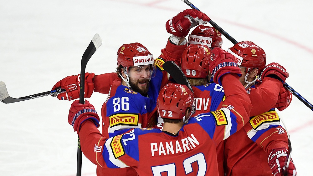 Хоккеисты сборной России