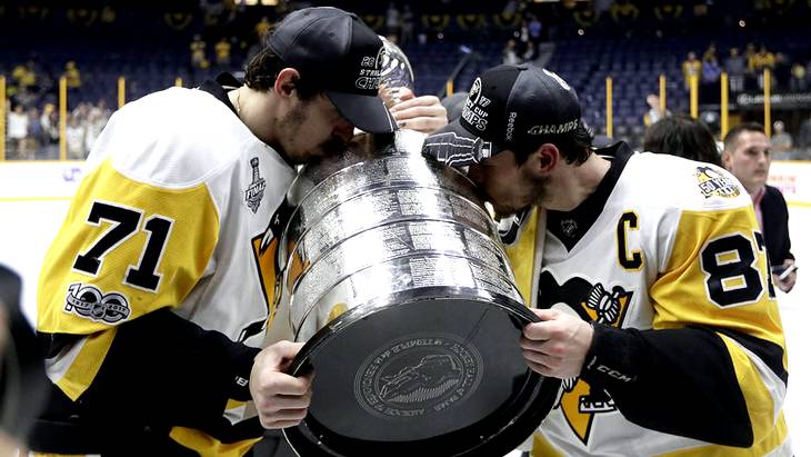 Евгений Малкин и Сидни Кросби Евгений Малкин и Сидни Кросби