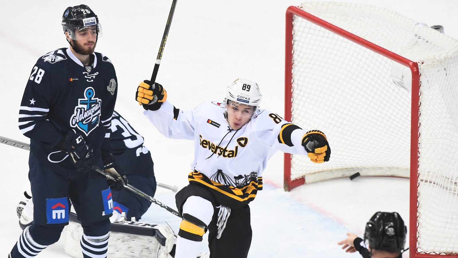 Клуб из Владивостока потерпел третье поражение подряд