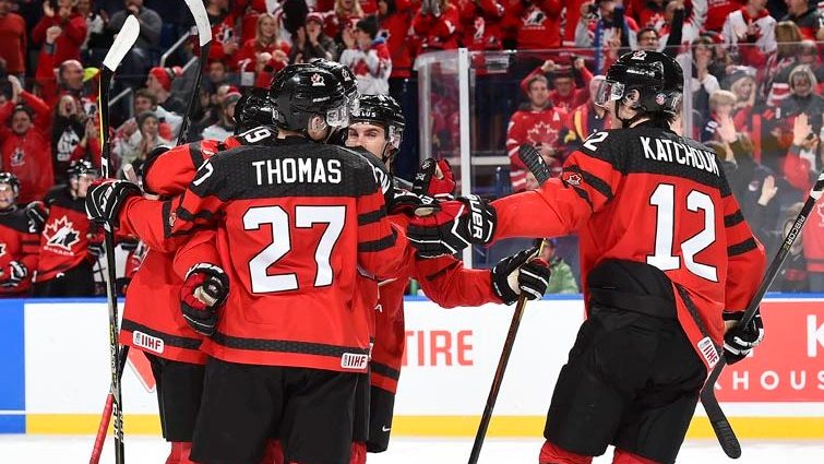 Сборная Канады семь раз расписалась в воротах Чехии