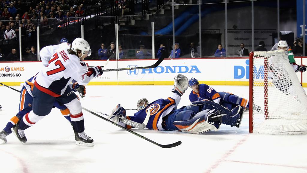 «Вашингтон» забросил семь шайб «Айлендерс»