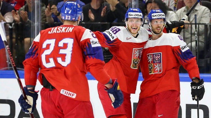 Дмитрий Яшкин, Давид Пастрнак и Давид Крейчи Дмитрий Яшкин, Давид Пастрнак и Давид Крейчи