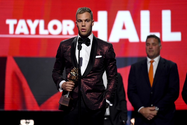 Тэйлор Холл