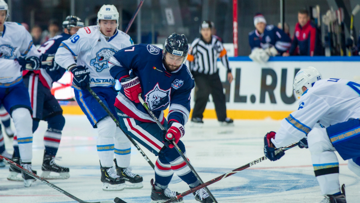 «Нефтехимик»