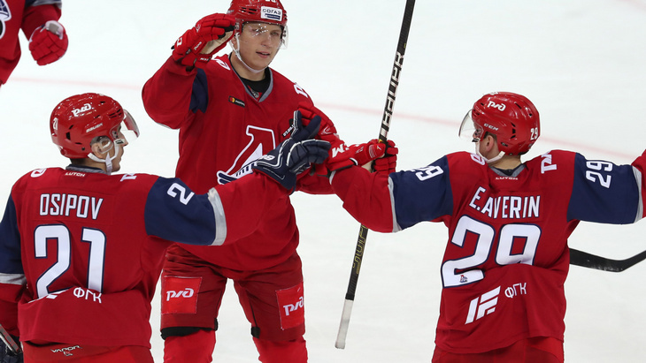 Хоккеисты «Локомотива»