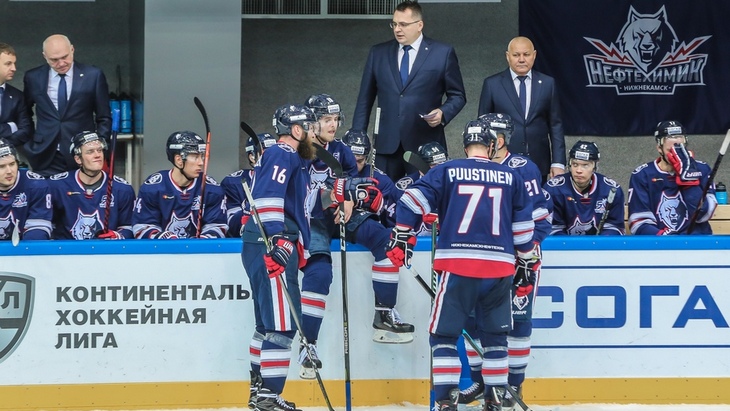 Хоккеисты «Нефтехимика»