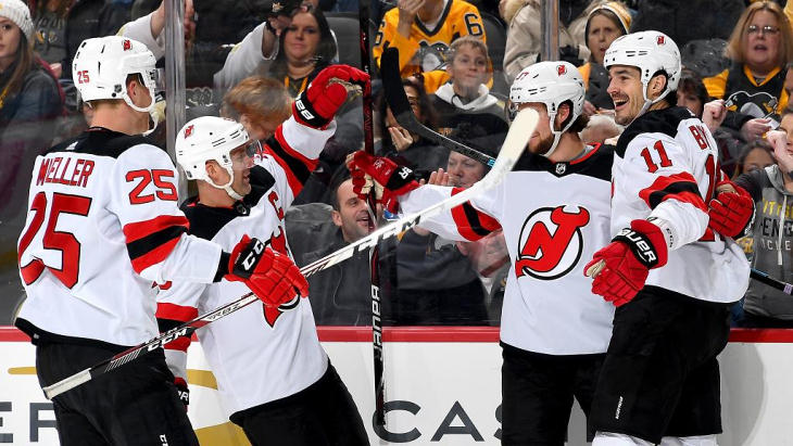 Хоккеисты «Нью-Джерси»