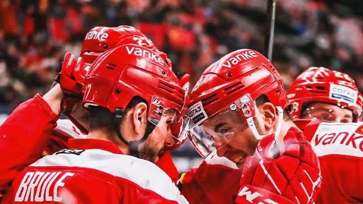 Хоккеисты «Куньлуня»