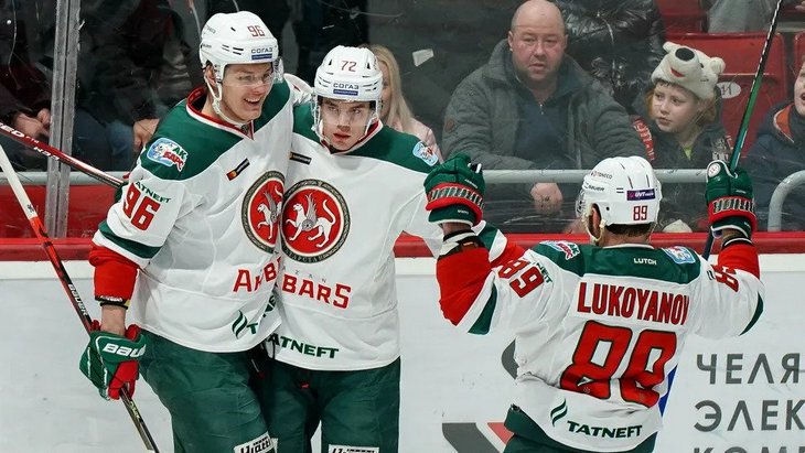 Хоккеисты «Ак Барса»