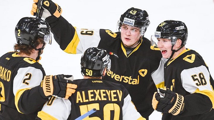 Хоккеисты «Северстали»