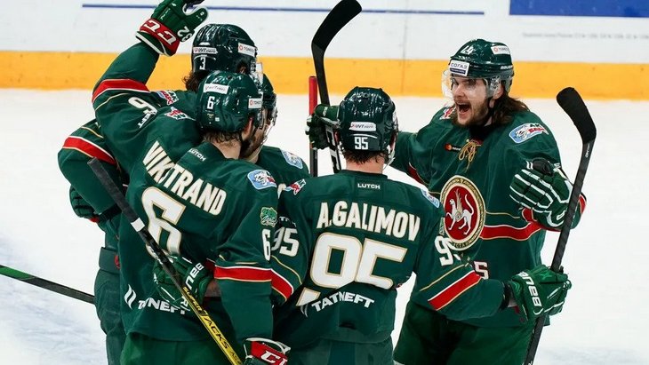 Хоккеисты «Ак Барса»