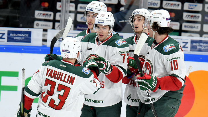 Хоккеисты «Ак Барса»