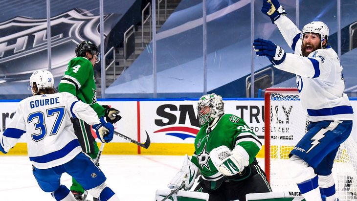 «Тампа» может завершить серию с «Далласом» уже в пятом матче