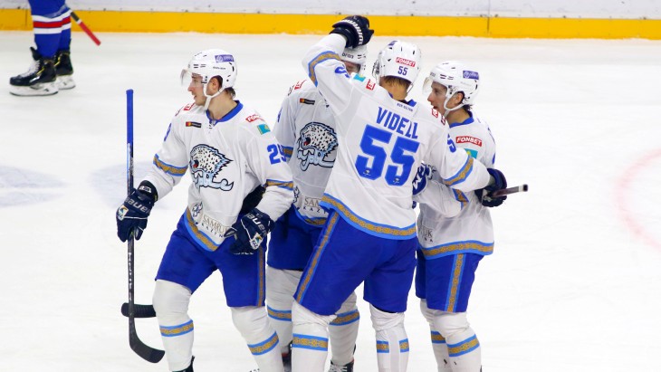 Игроки «Барыса» Игроки «Барыса»