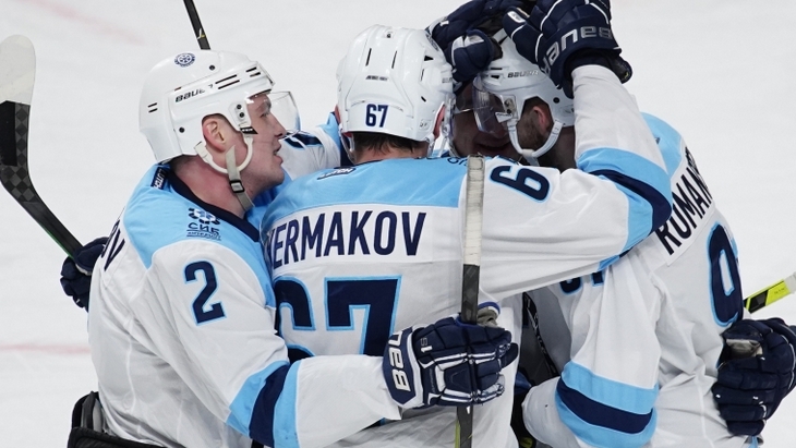 Хоккеисты «Сибири»