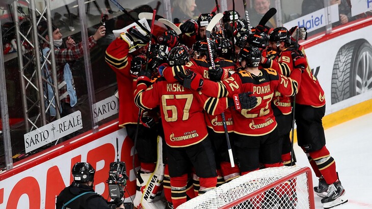 «Авангард» сравнял счет в финальной серии с ЦСКА — 2:2 «Авангард» сравнял счет в финальной серии с ЦСКА — 2:2