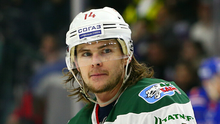 Виктор Тихонов