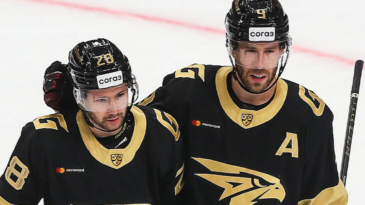 Хоккеисты «Авангарда»