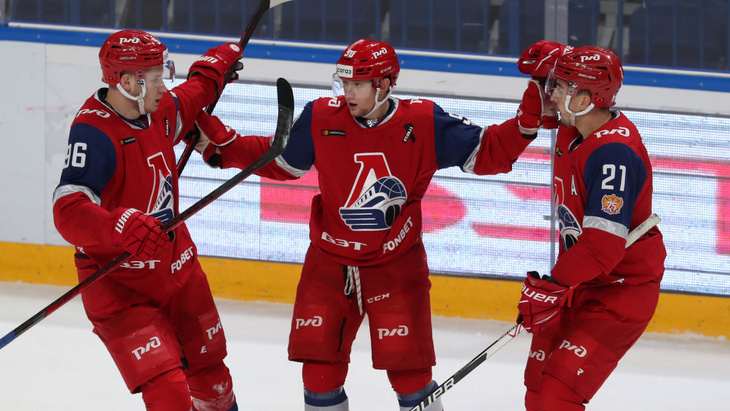 Хоккеисты «Локомотива»