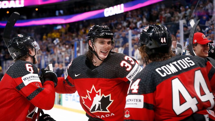 Игроки сборной Канады
