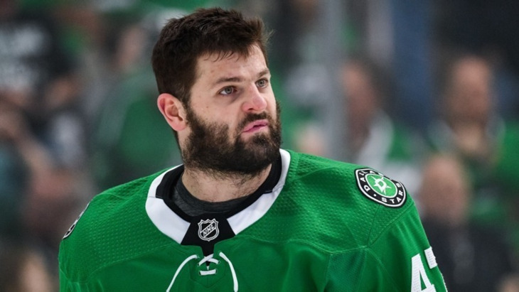 Александр Радулов