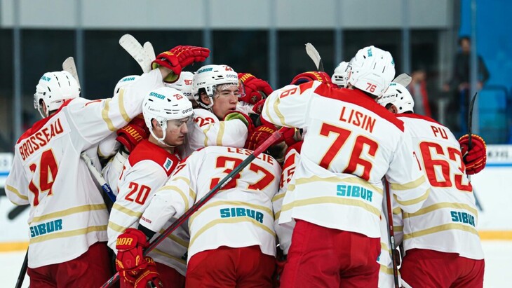 Игроки «Куньлуня»