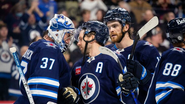 «Виннипег» продлил победную серию до четырех матчей