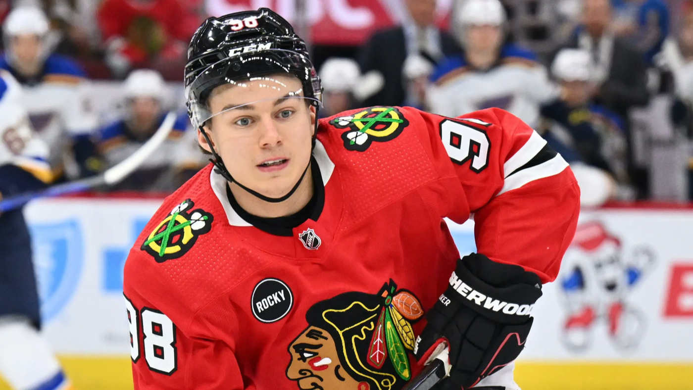 Коннор Бедард в составе «Чикаго»  