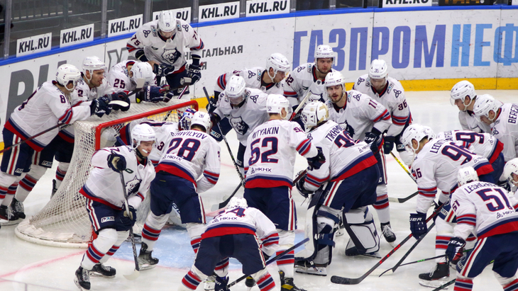 «Нефтехимик»